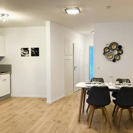 Bohnapartments - Nordkap-suiten - Kostenpfl Parkplatz - Moderner Neubau - Erdgeschoss - Fussbodenheizung *