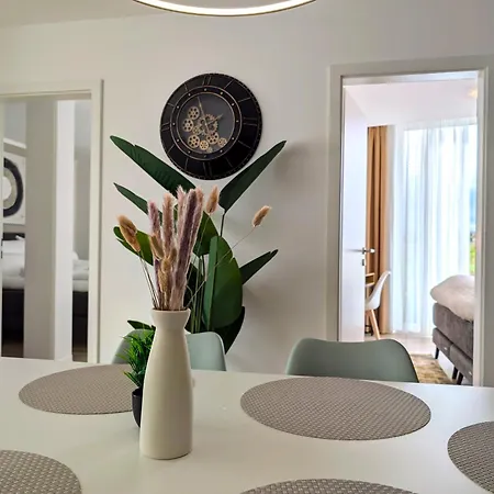 Bohnapartments - Nordkap-suiten - Kostenpfl Parkplatz - Moderner Neubau - Erdgeschoss - Fussbodenheizung *