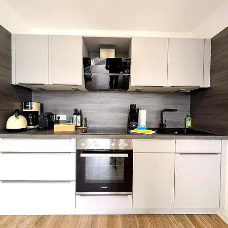Bohnapartments - Nordkap-suiten - Kostenpfl Parkplatz - Moderner Neubau - Erdgeschoss - Fussbodenheizung Ερφούρτη