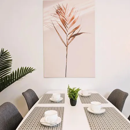 Bohnapartments - Nordkap-suiten - Kostenpfl Parkplatz - Moderner Neubau - Erdgeschoss - Fussbodenheizung Διαμέρισμα *